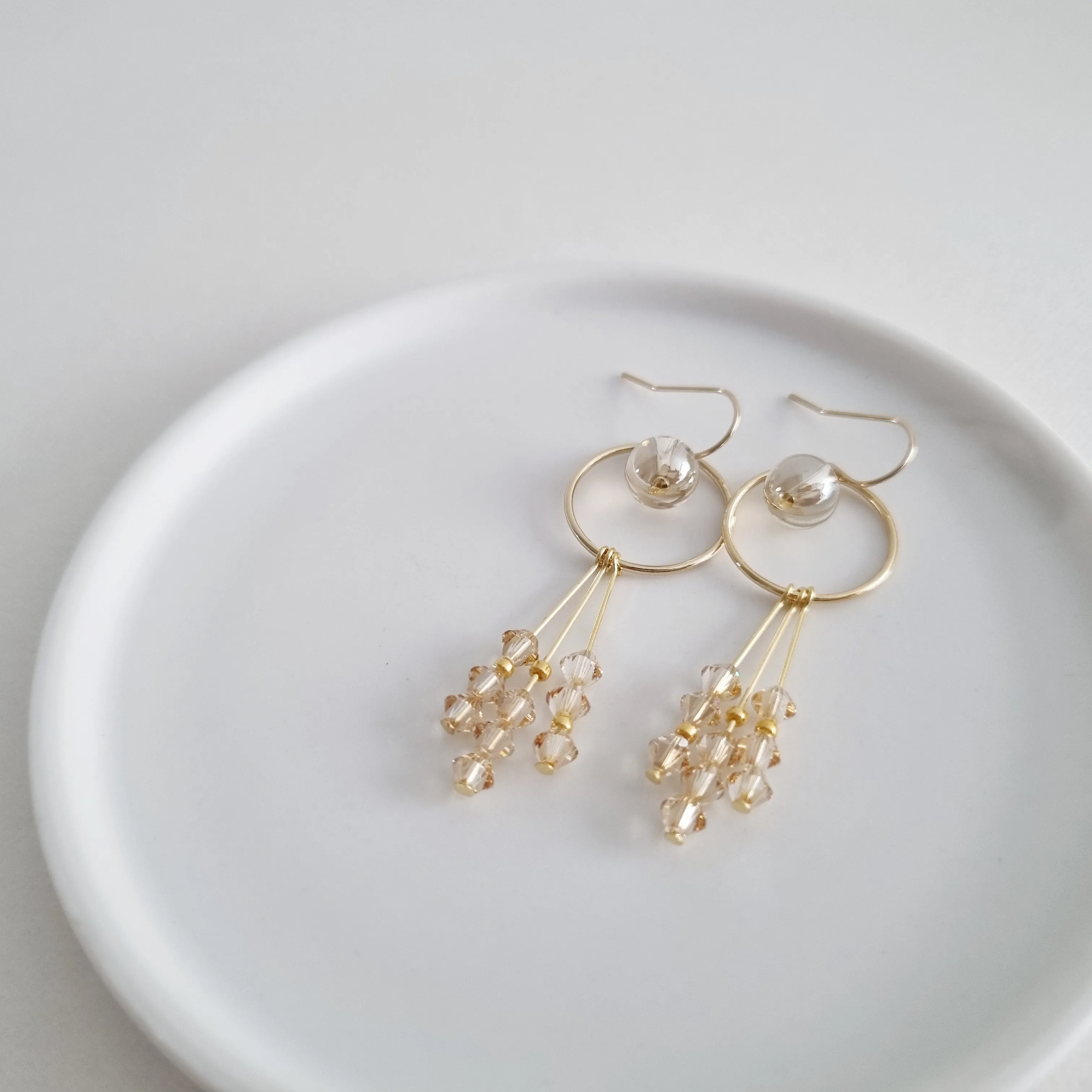 Alegria Earrings (White Diamond/Golden Champagne) / Austrian Crystals