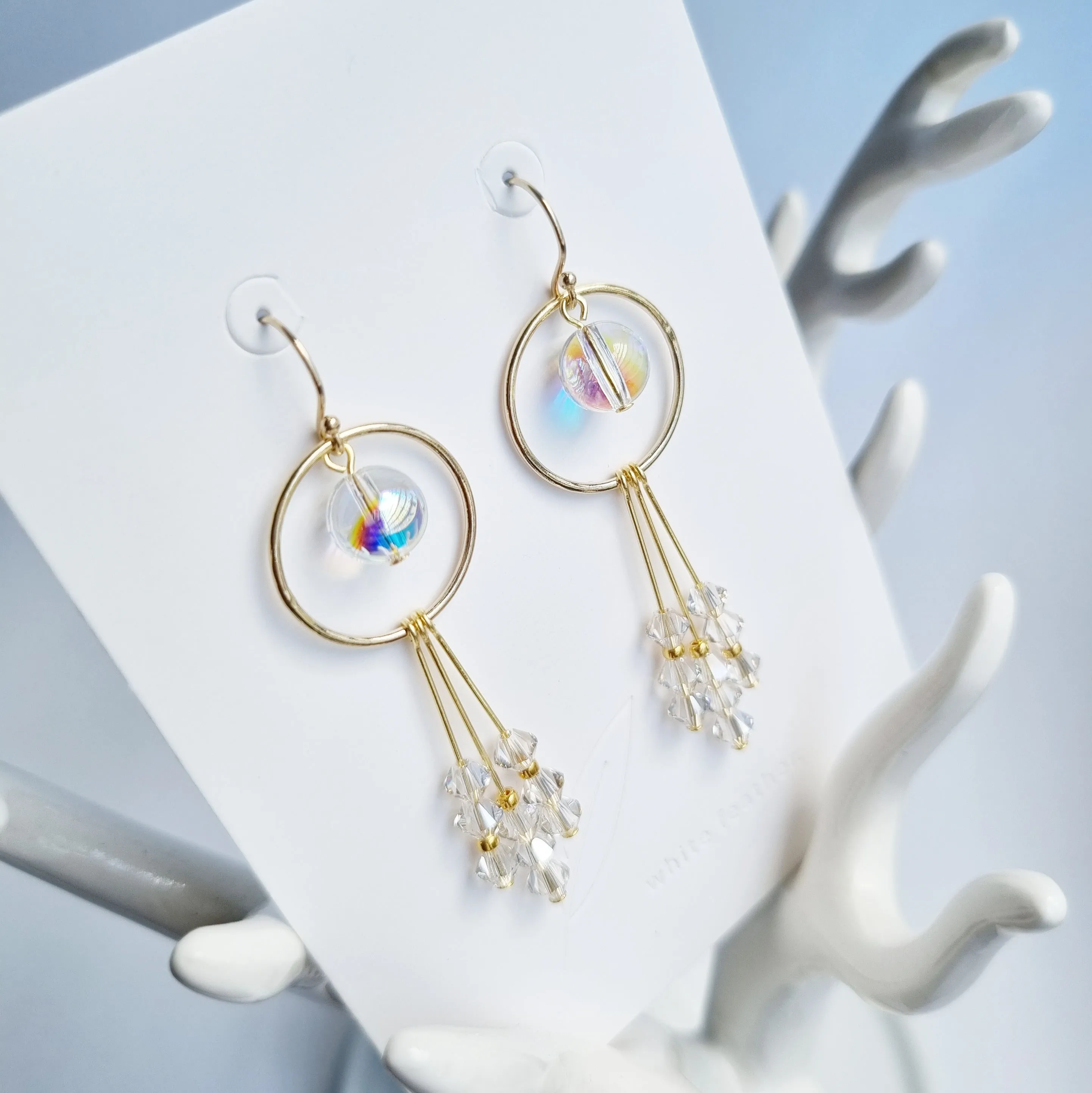 Alegria Earrings (White Diamond/Golden Champagne) / Austrian Crystals