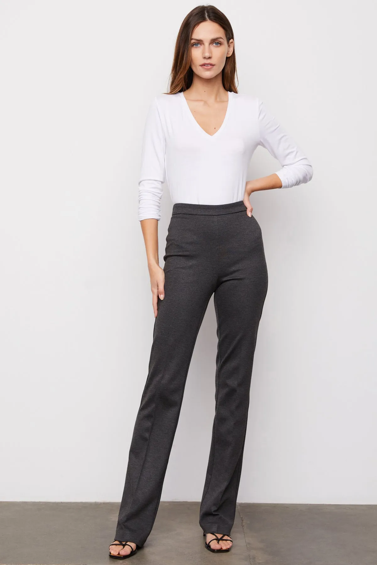 Bailey 44 Paige Knit Trouser in Anthracite