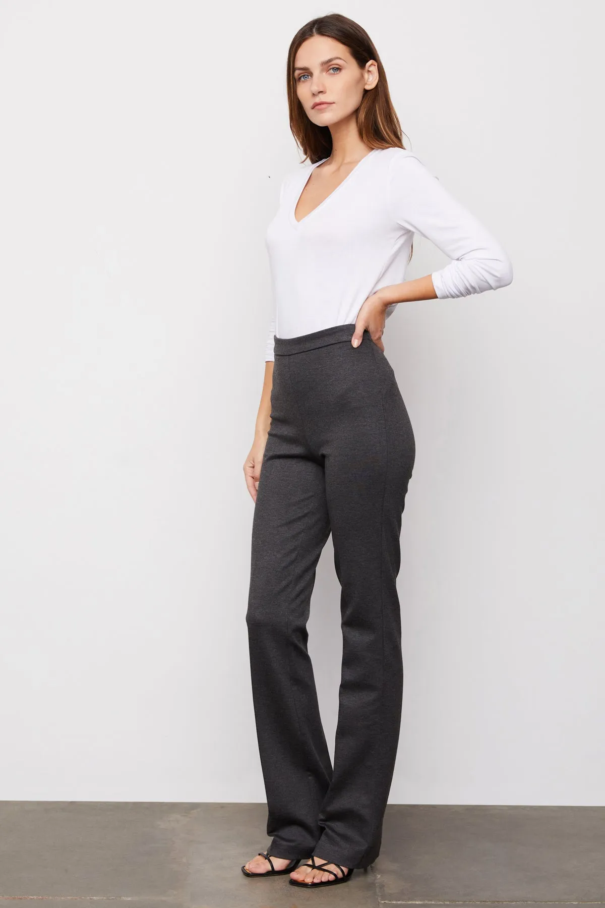 Bailey 44 Paige Knit Trouser in Anthracite