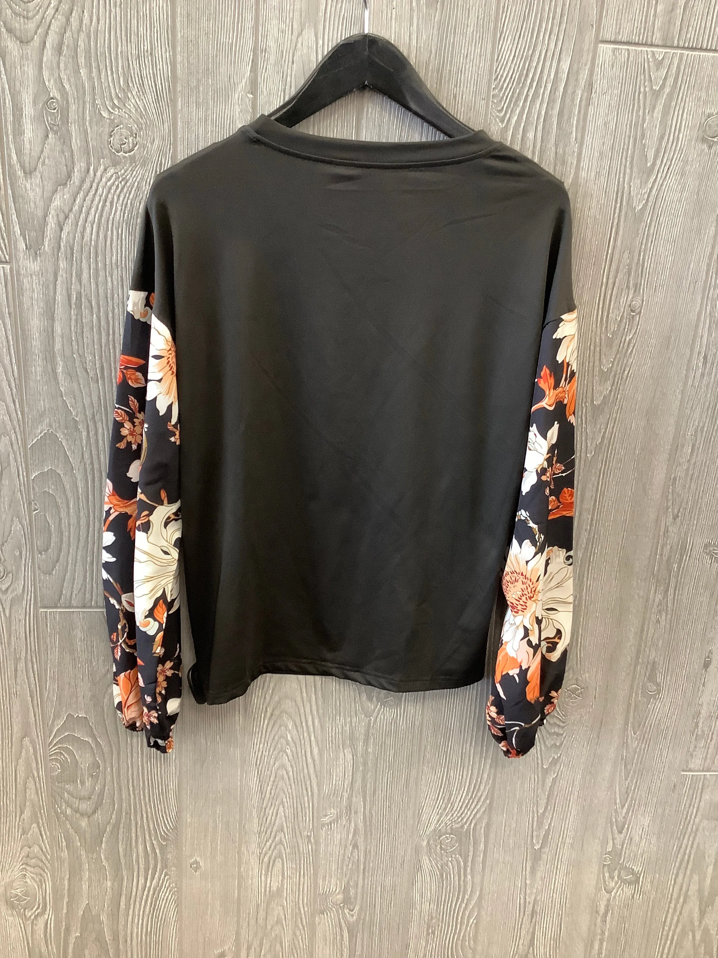 Black Top Long Sleeve Clothes Mentor, Size M