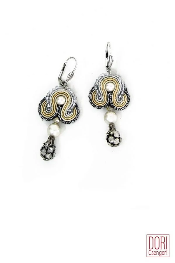 Calista Dangling Earrings