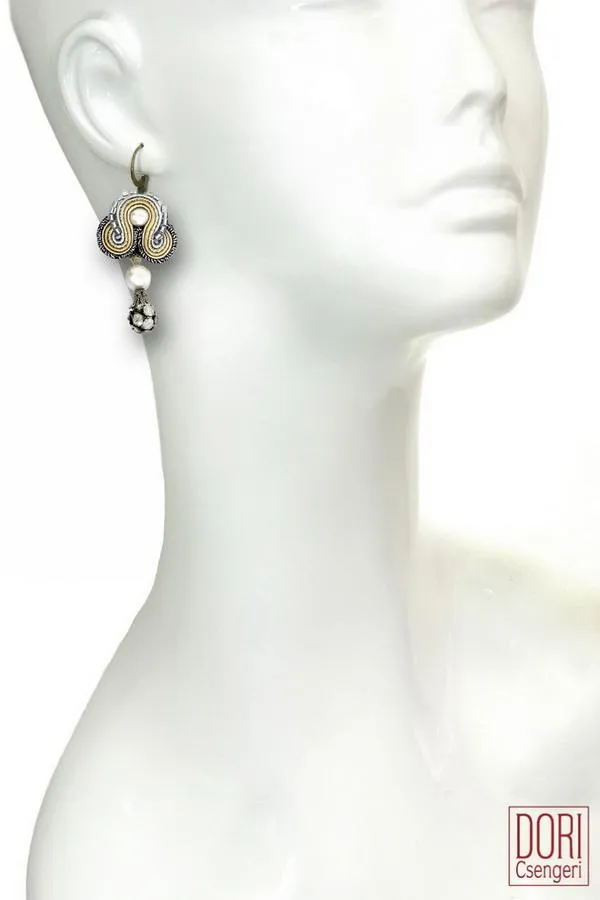 Calista Dangling Earrings