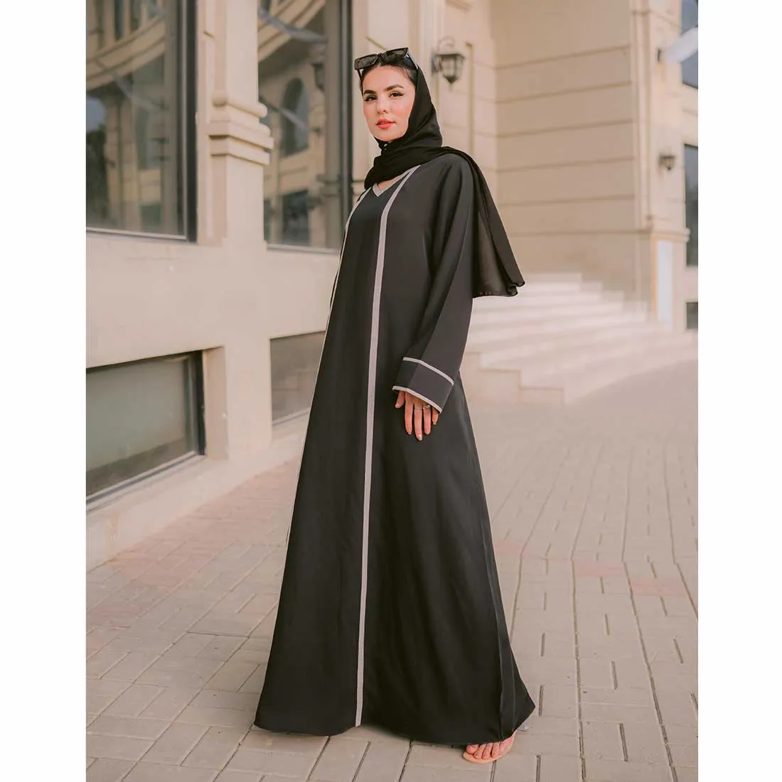 Classic Abaya (Black)