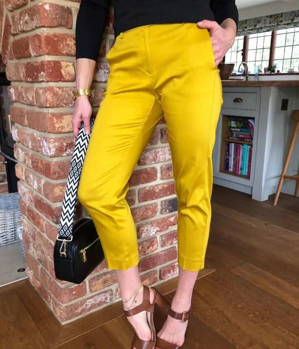 Gold Mia Slim Leg 7/8 Trousers