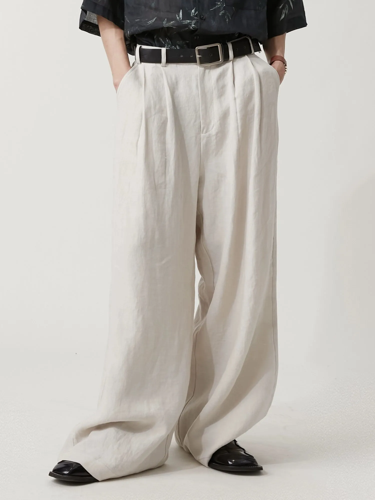 High-Waisted Wide-Leg Linen Trousers